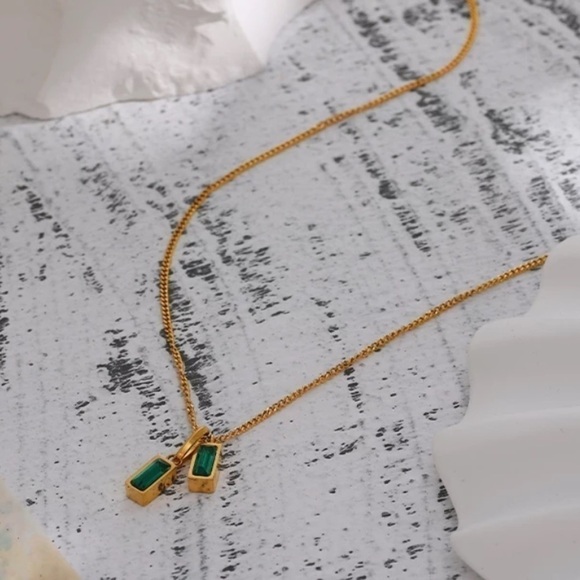 ❗️restocked❗️new Emerald Green Gemstone 18K Gold Plated Necklace - Picture 11 of 16